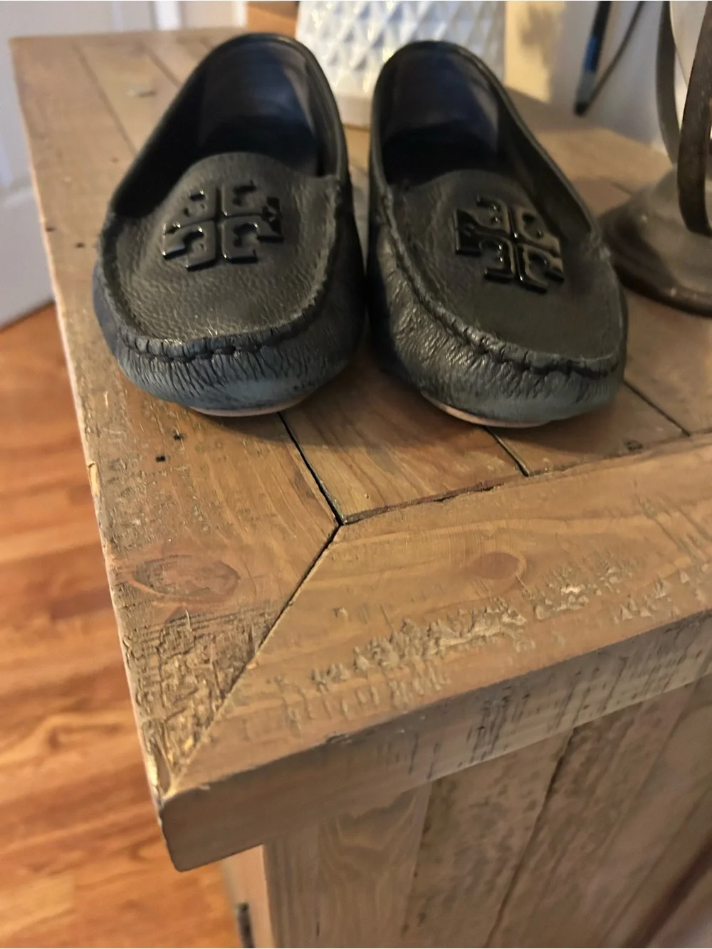 Tory Burch classic slip